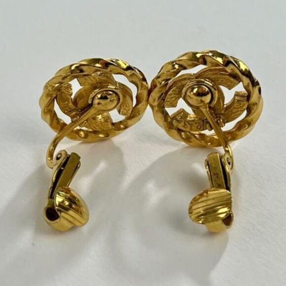 Chanel CC Rhinestone Clip on Earrings in Gold - Picture 9 of 14